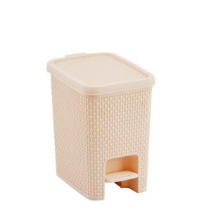 LIXEIRA RETANGULAR C/PEDAL NATURALLE RATTAN 7,5 L AREIA