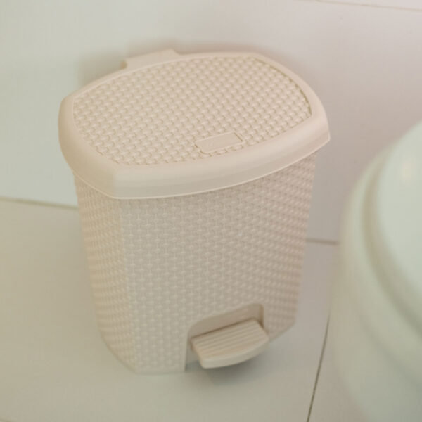 LIXEIRA NATURALLE RATTAN C/PEDAL 14,5 L AREIA - Imagem 2